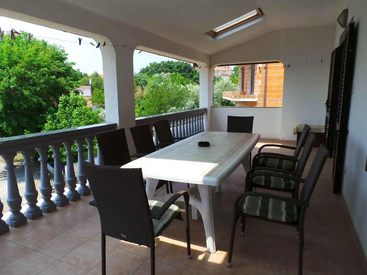 Apartment In Medulin With Four-Bedrooms 1