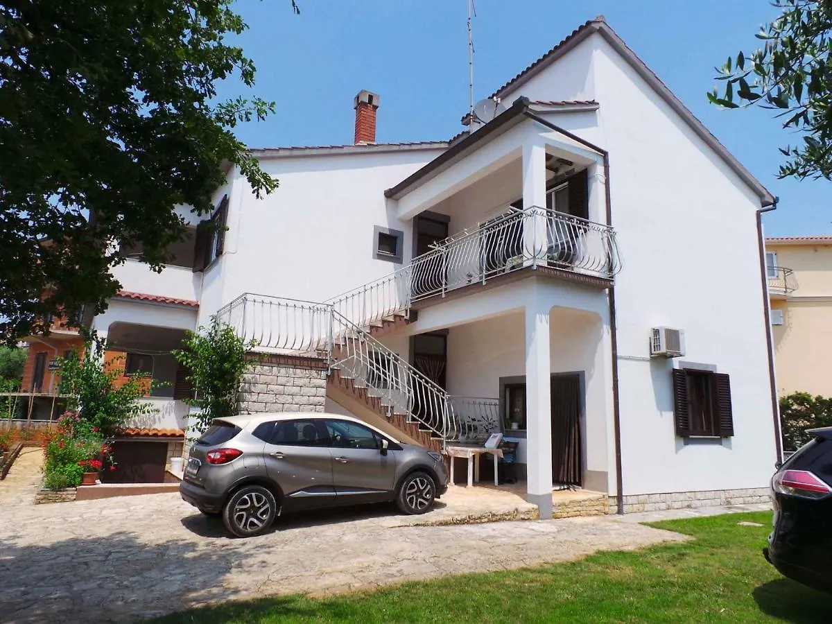 Apartment In Medulin With Four-Bedrooms 1
